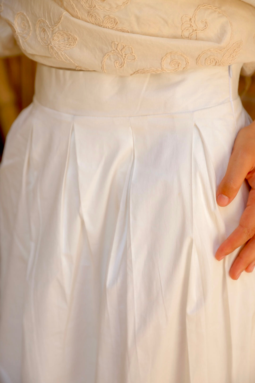 The white Poplin skirt