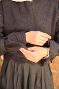 The Soft-cuff linen shirt in black