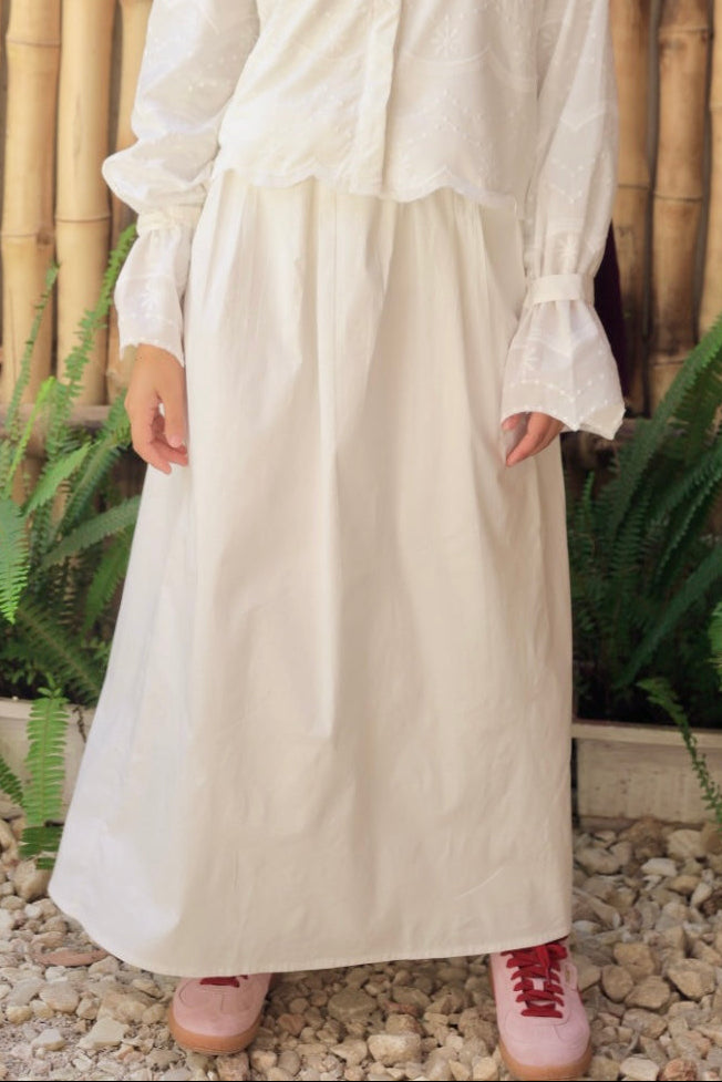The white Poplin skirt