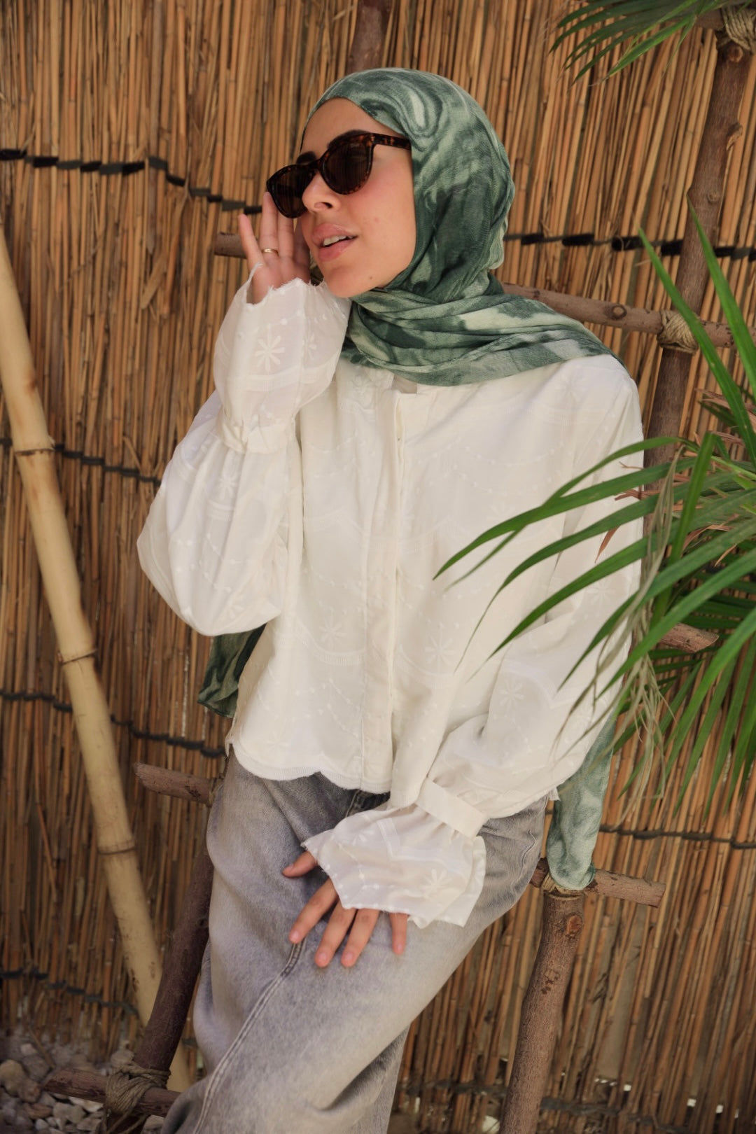 The Soft-cuff linen shirt in white