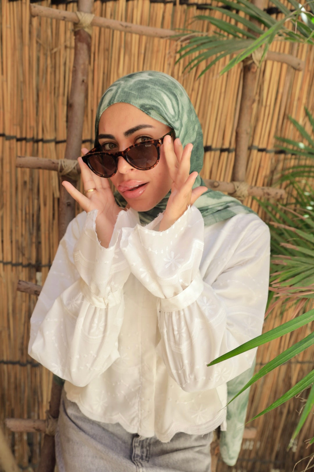 The Soft-cuff linen shirt in white